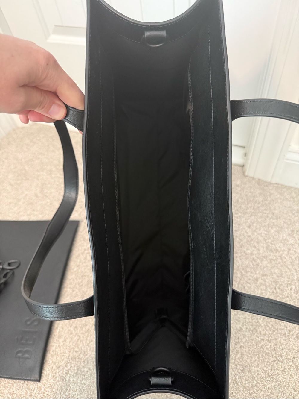 BÉIS The Large Work Tote in black vegan leather - Picture 13 of 13